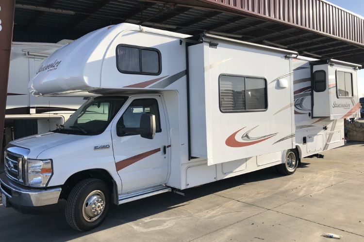 RV Deals & Service