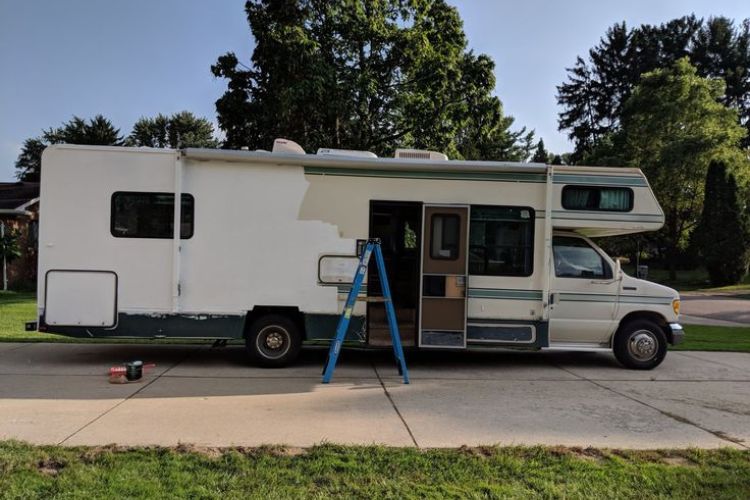 What to Know Before Purchasing an RV